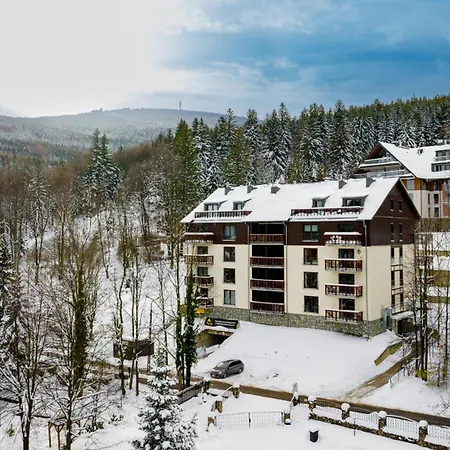 Wonder Home - Apartamenty Blisko Centrum, Tuz Przy Kolei Gondolowej I Trasach Single Track Swieradow-Zdroj Exterior photo
